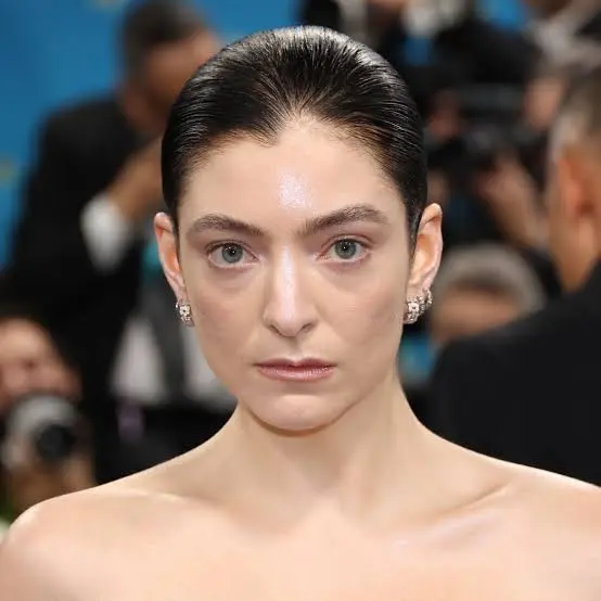 Career & Net Worth Of Lorde
