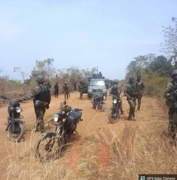 Benue: Troops dismantle terrorist hideout in Katsina-Ala, recover arms cache