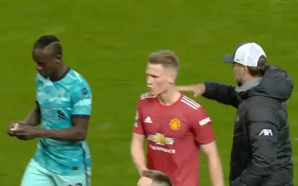 Jurgen Klopp to hold clear the air talks with Liverpool star after public snub after Man United win