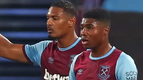 West Ham United 3 -  0 Charlton Athletic (League Cup) Highlights