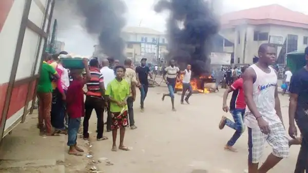 Man escapes mob action after killing wife in Edo