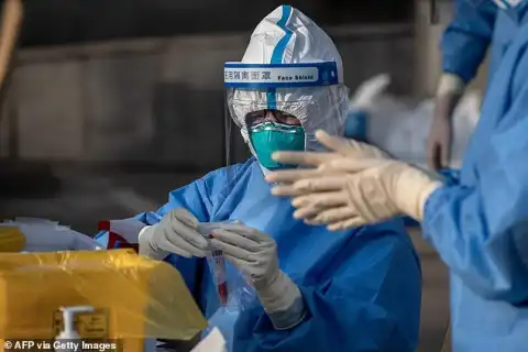 Coronavirus is weaker than it was during the height of the pandemic - Italian doctors say