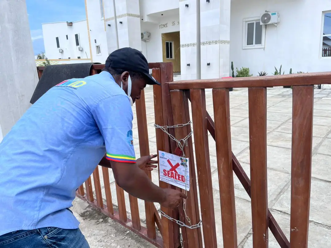 Lagos govt seals Iceland beach, 181 others over encroachment