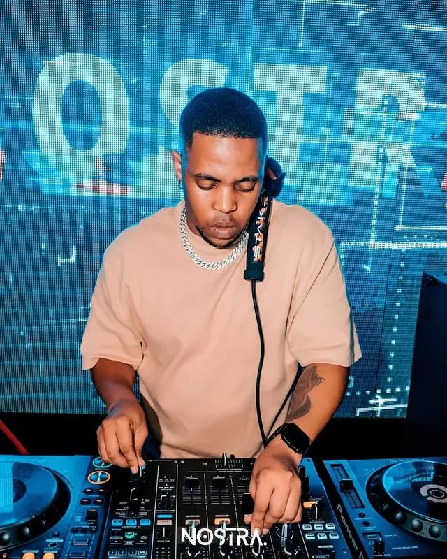 Stakev – Umravazo Ft Kabza De Small