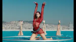 Dua Lipa - Illusion (Video)