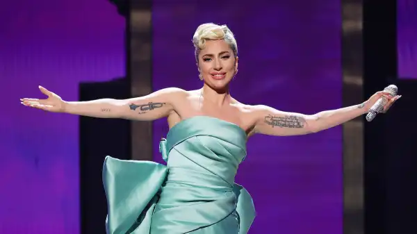 Joker 2 Photo Shows Lady Gaga in Folie à Deux