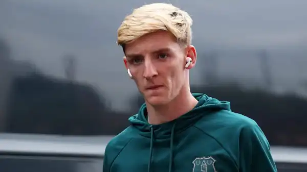 Newcastle ready Anthony Gordon bid; Chelsea rekindle interest