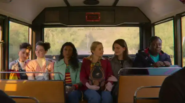 Sex Education Creator on Series’ End: ‘People Can’t Play Teenagers Forever’