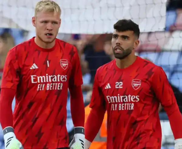 EPL: Arsenal legend gives two reasons why Arteta picked Raya over Ramsdale