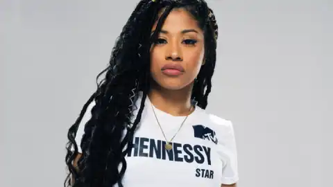 Biography & Career Of Hennessy Carolina