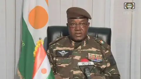 Junta demands three-year transition period, ECOWAS delegates meet Bazoum