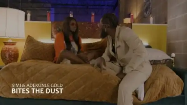 Simi, Adekunle – Bites The Dust (Live Performance)