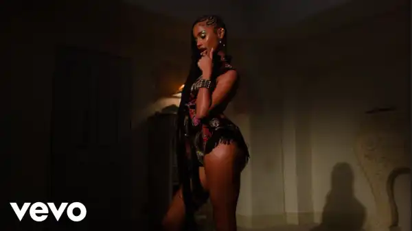 Tyla - IS IT (Video)