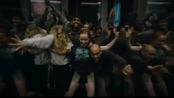 Smile 2’s Terrifying Hallway Scene Was Choreographed Like a Dance