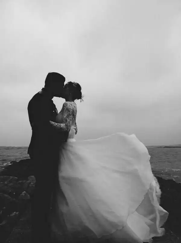 Man Narrates How A Bride-to-be Offered Him S3x As Payment For Being An MC At Her Wedding