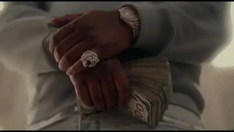 Tee Grizzley Ft. Payroll Giovanni – Payroll (Music Video)