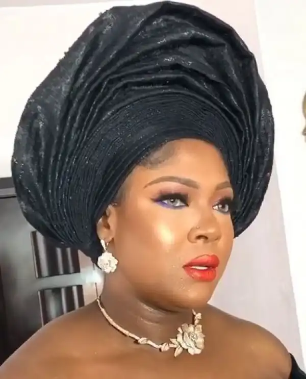 Actress Susan Peters Cries Out After She Bought A Small Basket Of Fish For N12,000