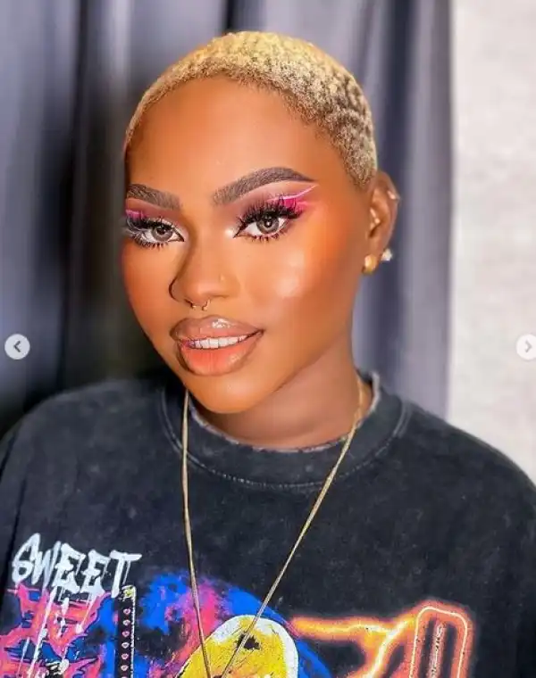 I Look Prettier When I Cover My Body Than When I Expose My Cleavage – Mandy Kiss (Video)