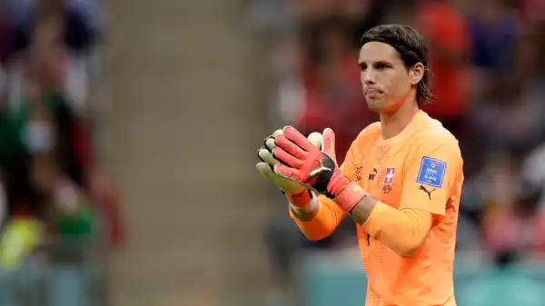 Bayern Munich confirm signing of Yann Sommer