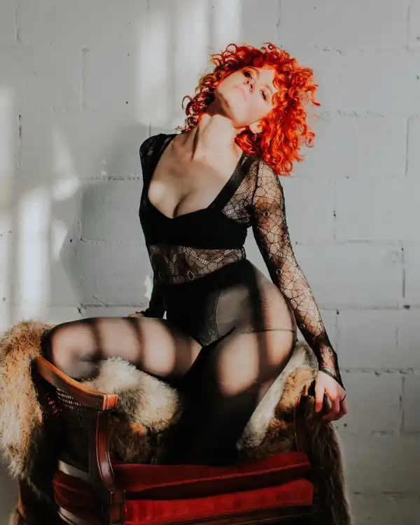 Kiesza Ft. Mick Jenkins – Losin’ My Mind