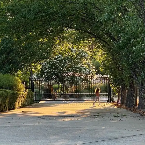 Kim Walker-Smith – Breathing Room (Live)