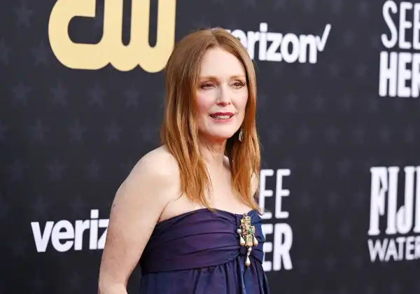 Julianne Moore to Star in Pedro Almodóvar’s The Room Next Door