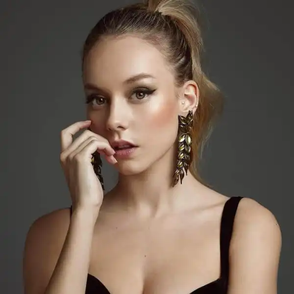 Age & Net Worth Of Ester Exposito