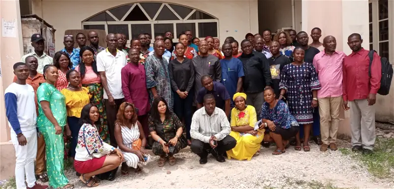 FG trains 80 farmers, extension workers on tomato production in Southern region