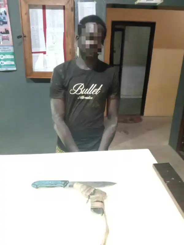 Photo Of Suspected Traffic Robber Who Was Nabbed With Toy Pistol And Knife By Lagos Police