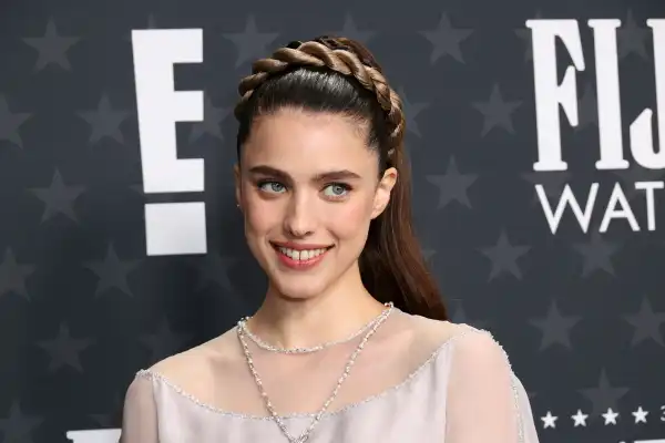 The Dog Stars Cast: Margaret Qualley, Josh Brolin & Guy Pearce Join Ridley Scott Movie