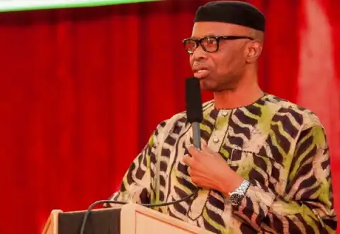 Brain drain needs drastic action, Mimiko, health workers tell FG