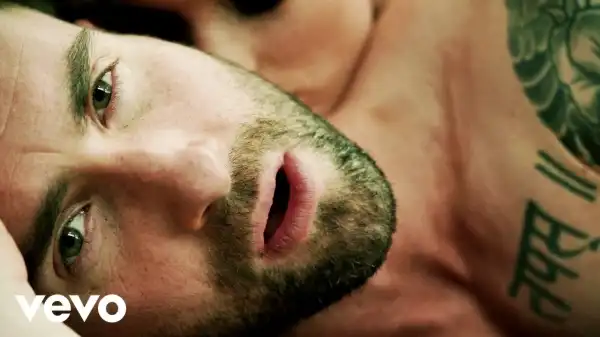 Maroon 5 - Never Gonna Leave This Bed (Video)