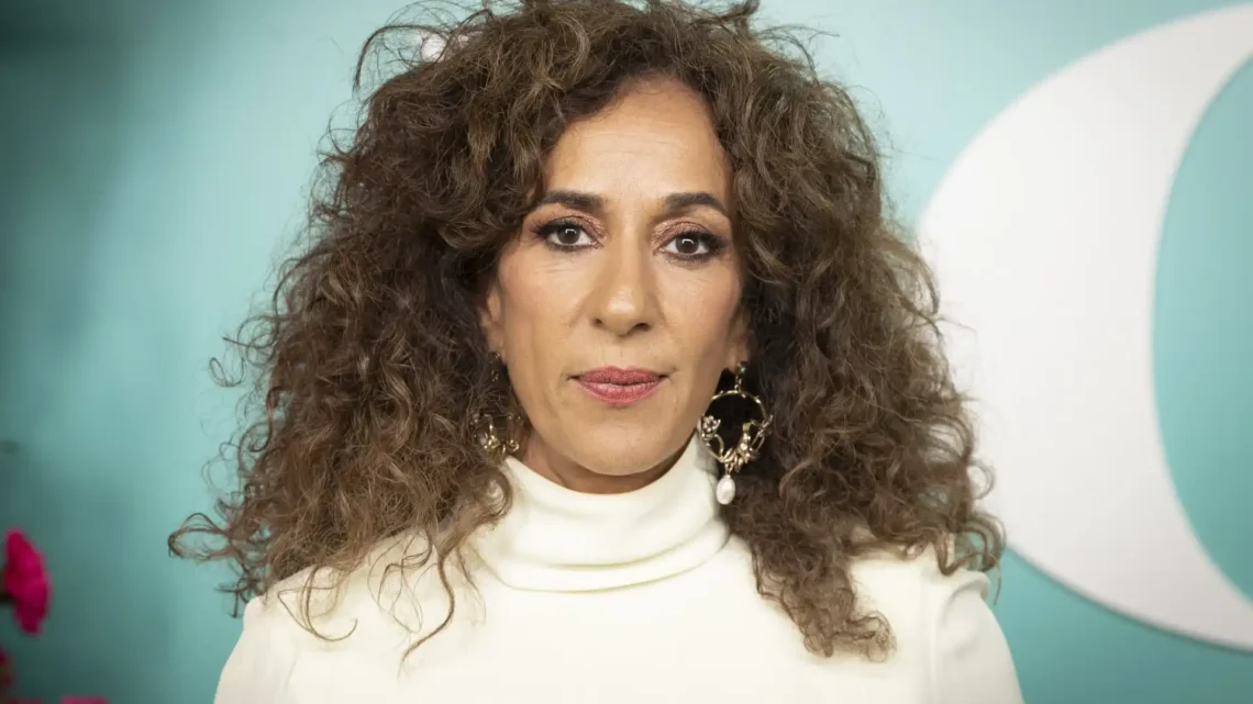 Age & Career Of Rosario Flores