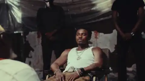 Llona - Turbulence (Video)