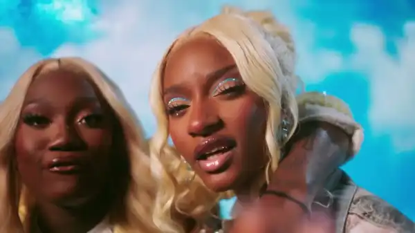 DARKOO – Disturbing U ft. Ayra Starr (Video)