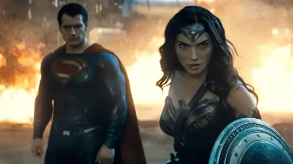 Henry Cavill & Gal Gadot Cameos Cut From The Flash