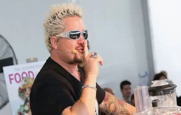 Biography & Net Worth Of Guy Fieri