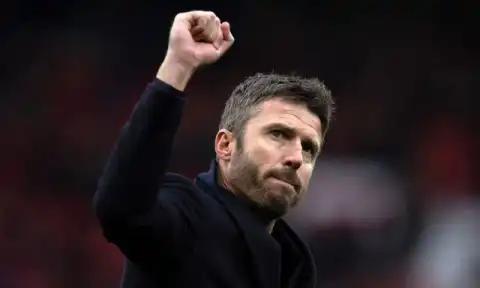 Champions League: Don't fight for me - Carrick sounds warning to Man United stars