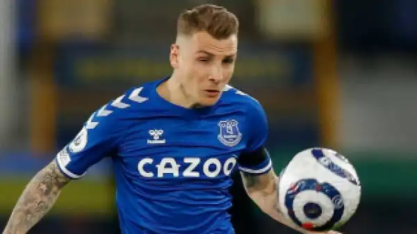 Napoli move for Everton fullback Lucas Digne