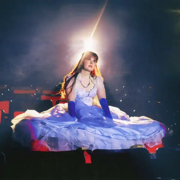 Catie Turner – What If