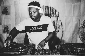 Ben Da Prince & ProSoul Da Deejay – Bass & Sax