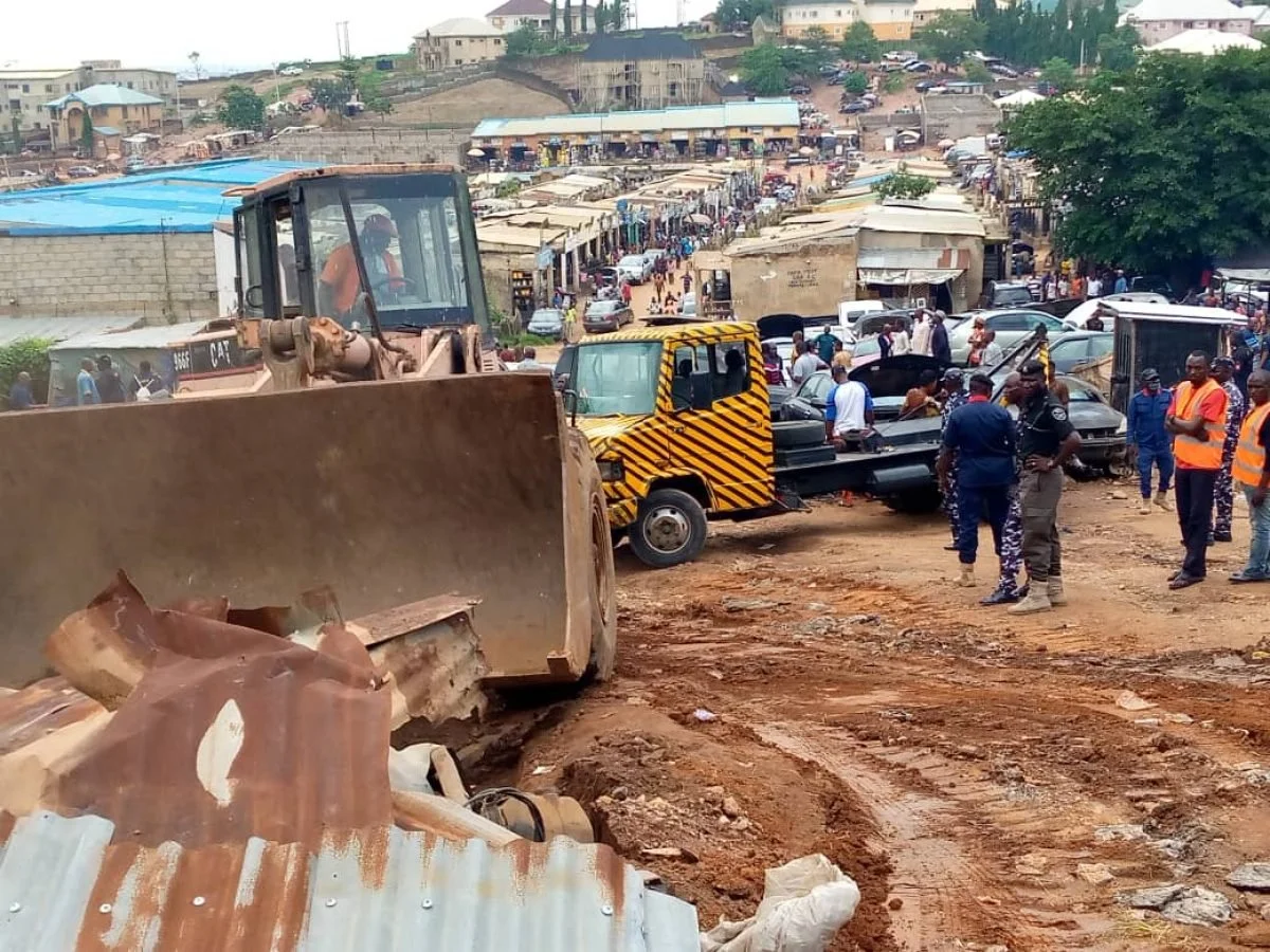 FCTA taskforce clears Wuse shanties, seizes weapons, vehicles