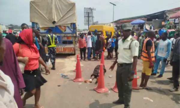 Truck crushes toddler, two others on Lagos-Abeokuta Expressway