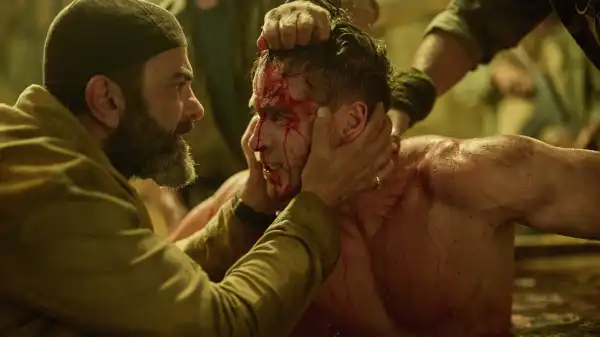 Land of Bad Trailer: Liam Hemsworth & Russell Crowe Lead Action Thriller