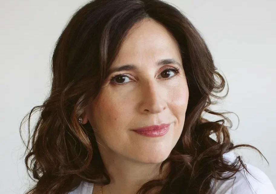 Biography & Net Worth Of Michaela Watkins