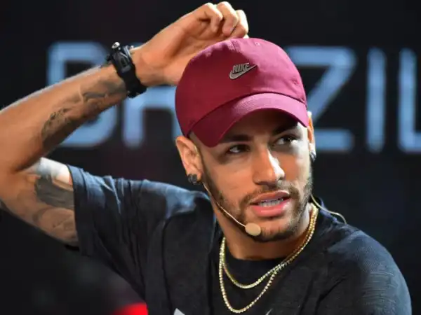 PSG Footballer, Neymar Reportedly Test Positive For COVID 19