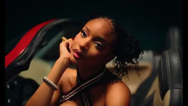 Ayra Starr - Bad Vibes ft. Seyi Vibez (Video)