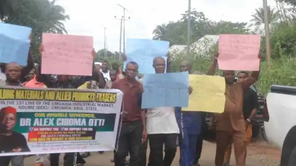 Community denies plans to burn down 200 shops at Umuahia industrial market