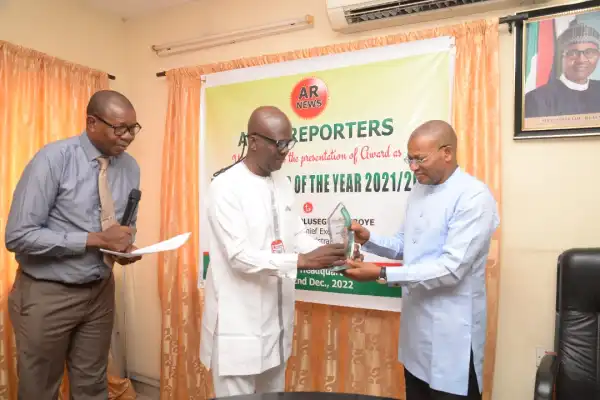 Trcn Ceo, Prof Josiah Ajiboye Honoured As Parastatal Head Of The Year In Abuja