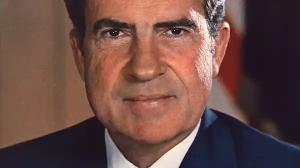 Biography & Net Worth Of Richard Nixon